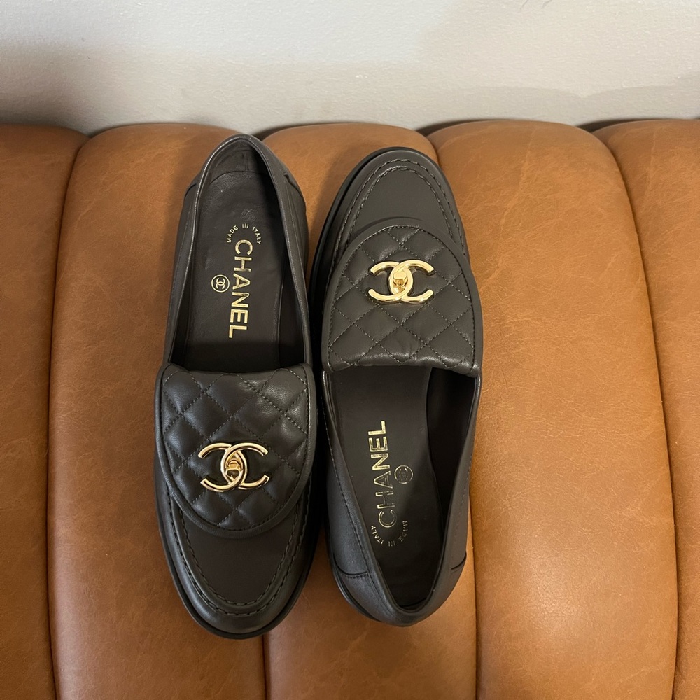 CHANEL Quilted Brown Lambskin Loafers with Gold Emblem